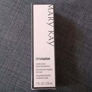 Mary Kay Timewise Foundation Ivory 3